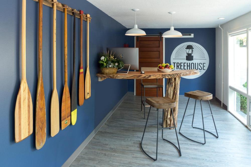 Treehouse Lodge Woods Hole Εξωτερικό φωτογραφία